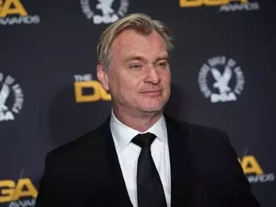 Christopher Nolan Advocates for Risk-Taking in Mainstream Cinema