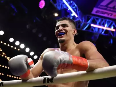 Zayas vs. Ennis: A Championship Boxing Showdown in New York City