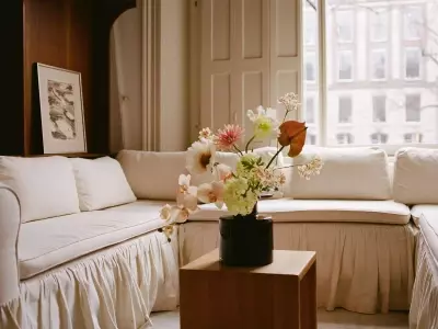 The Resurgence of Artificial Flowers: A Blend of Art and Sustainability
