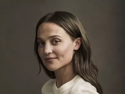 Alicia Vikander Joins Aaron Taylor-Johnson in Netflix's 'Enigma Variations' Series