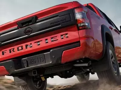 Nissan Frontier to Offer Patriotic 'Stars and Stripes' Badge for 2026 Model Year