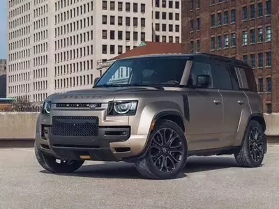 Land Rover Recalls Over 250,000 SUVs Due to Airbag Deployment Issue