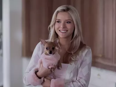 Review of 'Elle': Amazon's New Series Struggles as a 'Legally Blonde' Prequel