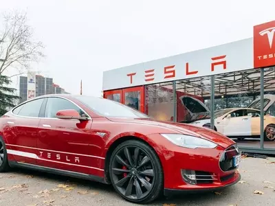 Tesla's Delivery Forecast Improves as Morgan Stanley Maintains 'Equal Weight' Rating