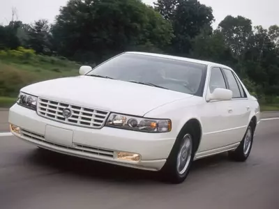 The 1998 Cadillac STS: A Bid for Global Luxury Dominance