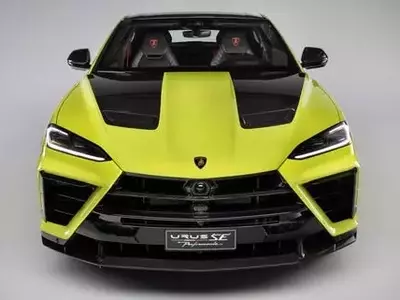 Unveiling the 2027 Lamborghini Urus SE Performante: A Hybrid Super SUV Powerhouse