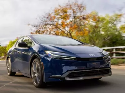 Toyota Prius 2026 Update: Enhanced Underneath, Familiar Exterior