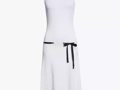 Celebrity White Outfits: Summer Fashion Trends