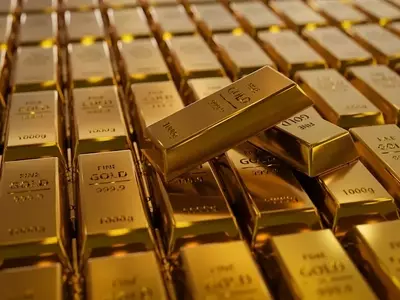 JPMorgan Modifies Gold Price Outlook Amidst Renewed Federal Reserve Concerns