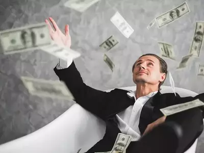 Maximizing Returns: A Guide to Dividend ETFs for Long-Term Investors