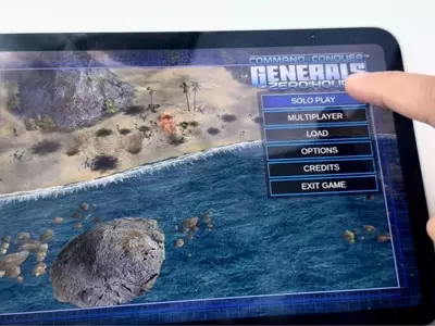 Google AI Studio Lead Successfully Ports "Command & Conquer: Generals – Zero Hour" to iOS with AI Assistance