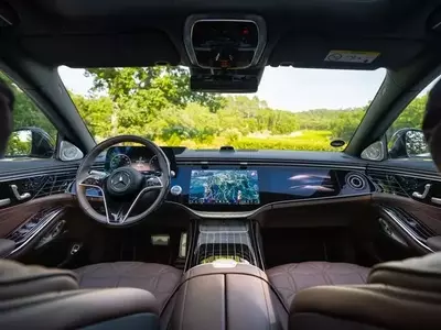 2027 Mercedes-Maybach S580 Interior Showcase