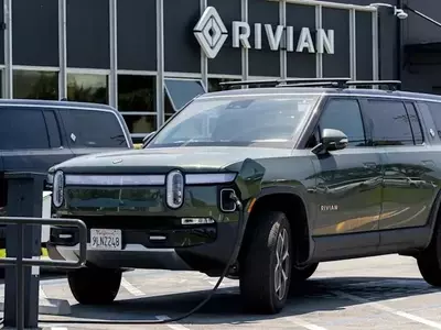 Rivian's Strategic Share Offering Amidst Market Volatility