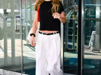 Olivia Wilde's Effortless City Style: A Guide to Minimalist Chic