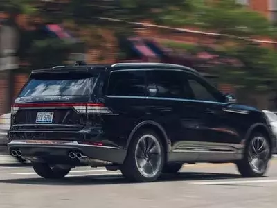2026 Lincoln Aviator Reserve AWD: A Luxurious and Smooth Ride
