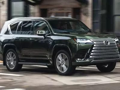 2027 Lexus LX Hybrid: Luxury, Capability, and Compromise