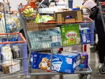 Costco and Walmart Dominate Grocery Market Amid Shifting Consumer Habits