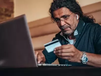Retirement Planning with Debt: Prioritizing Financial Stability