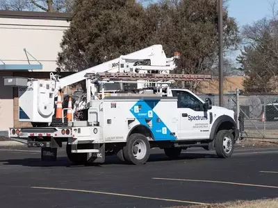 Spectrum's Strategic Shift: Layoffs Amidst Mounting Customer Losses and AI Integration