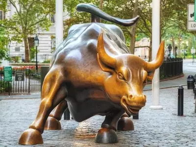 Meta's Major AI Investment Draws Wall Street Attention