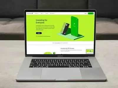 Compass Point Upgrades Robinhood (HOOD) Price Target, Maintains Buy Rating