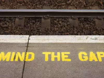 The Valuation Puzzle of Gap Inc.: Deep Value or Stagnant Growth?