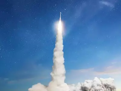 SpaceX Investment Outlook: A Decade Ahead