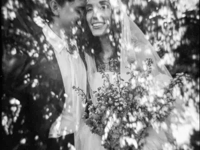 A Unique Wedding: Blending Art and Personal Touches in Medellín