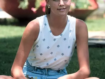 Charlize Theron's Early Career: A Retrospective Through Photographs