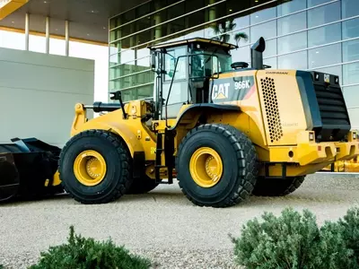 Caterpillar Faces AI Sell-off Amid Strong Fundamentals: A Hold Rating Maintained