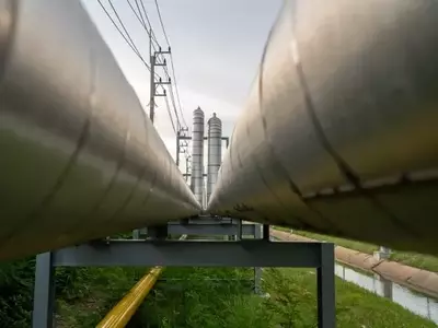 Energy Transfer Bolsters Nederland Terminal with Long-Term Ethane Commitments