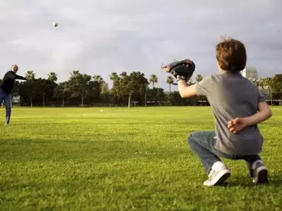20 Classic Ball Games to Play with Kids for Active Fun