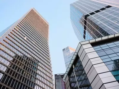 Apogee Enterprises: Navigating Weak Momentum and Mixed Financials