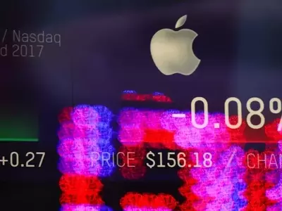 Apple's Surging Stock: Analyst Projects Further Growth Despite Market Concerns
