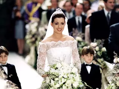 Anne Hathaway Shares 'Princess Diaries 3' Development Update