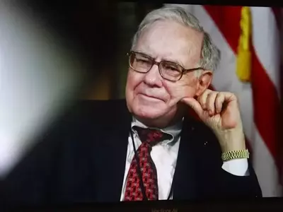 Buffett Claims Ownership of Berkshire's Alphabet Investment