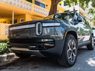 Rivian's Strategic Maneuvers: R2 Launch and Volkswagen Partnership to Drive Sustainable Growth Amidst EV Market Challenges