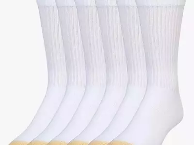 The Enduring Appeal of Classic White Crew Socks