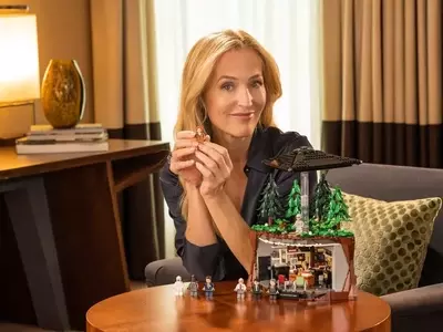 Lego Debuts 'The X-Files' Collector's Set, Featuring Mulder and Scully Minifigures