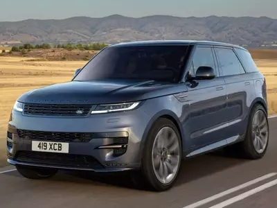 Class-Action Lawsuit Alleges Land Rover Concealed Mild-Hybrid System Flaws for Years