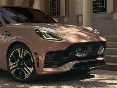 A Glimpse into the Future: The 2027 Maserati Grecale Folgore