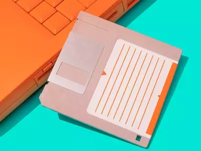 Indie Developers Challenge: Fit Your Game on a Floppy Disk