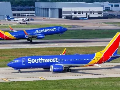 Southwest Airlines Shares Decline Amidst Weak Third Quarter Projections