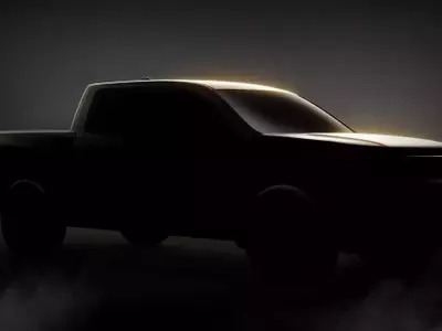 Honda Ridgeline Gears Up for Hybrid Revival Amidst Production Shift