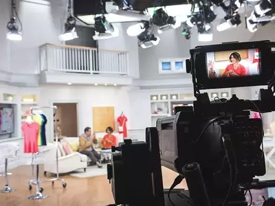 QVC Hosts to Unionize Amid AI Concerns