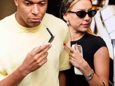 Kylian Mbappé and Ester Expósito's Understated Couple Style