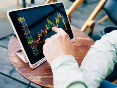 The Hindenburg Omen: A Technical Indicator for Market Crashes