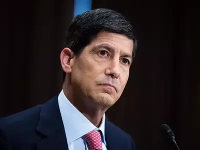 Federal Reserve's Tightrope Walk: Rate Decisions Amidst Economic Crosscurrents