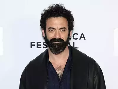 Morgan Spector to Lead Netflix's Robert Langdon Series