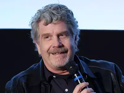 John Wells Extends Partnership with Warner Bros. Television